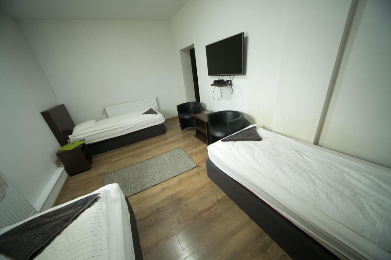 Napsugar Panzio Motel Lunga  Buitenkant foto